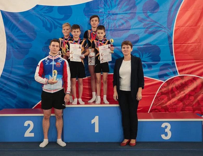 Победители Всероссийских соревнований по спортивной акробатике в Воронеже