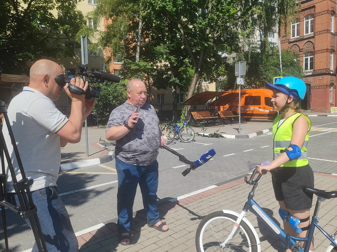 Засветились на Первом канале