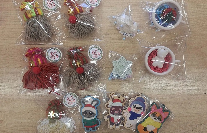 Благотворительная предновогодняя ярмарка "Верю в чудо"