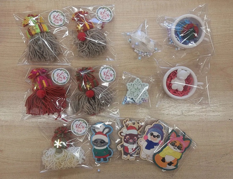 Благотворительная предновогодняя ярмарка "Верю в чудо"