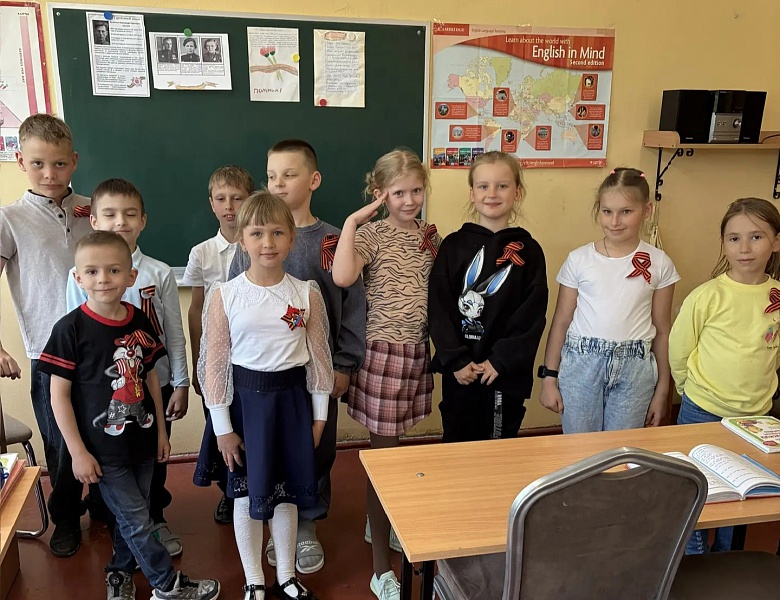 «Герои моей семьи»: уроки мужества во Дворце творчества