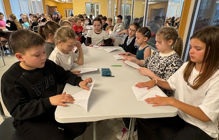 Во Дворце творчества детей и молодёжи прошла акция «Памяти Крокуса»